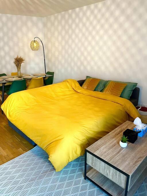 Paris-Montrouge Magnifique Appartement 3 Pieces De 75M2 Avec Parking - Tres Cosy Pour 1 - 8 Personnes Refait A Neuf -Entire Apartment Luxurious And Warm -Montrouge Paris 14Eme - Proche Aeroport Orly Parc Expositions Porte De Versailles Free Wifi Grat Exterior photo